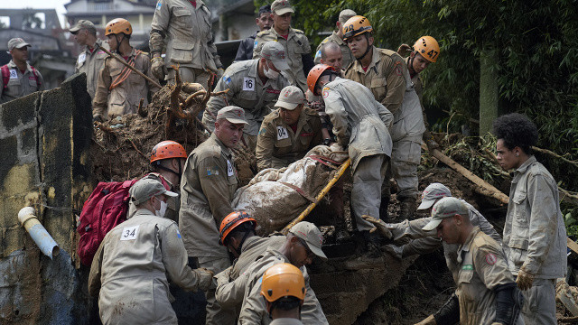 Brezilya&#039;daki sel felaketinde ölenlerin sayısı 67&#039;ye yükseldi