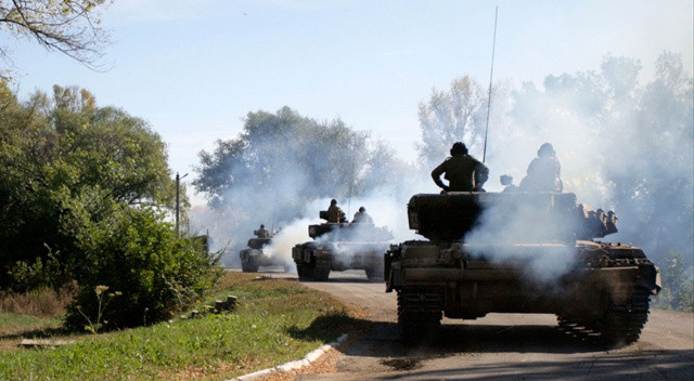 Ukrayna- Rusya krizinde gerilim tırmanıyor: Bölgeden peş peşe patlama sesleri geliyor