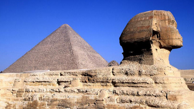 Piramitlerde olağanüstü keşif! Gizemli odalar kazıları durdurdu