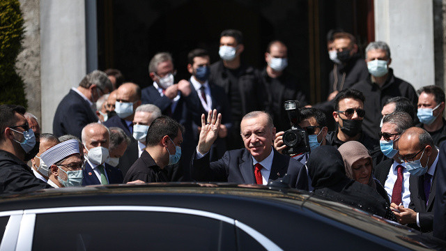 Erdoğan cuma namazını Ayasofya&#039;da kıldı