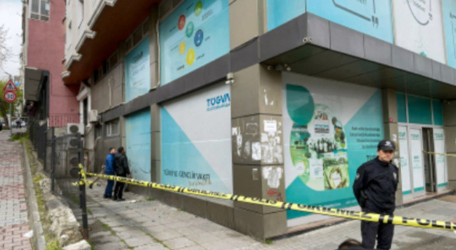 Gaziosmanpaşa&#039;da TÜGVA ofisine bombalı saldırı