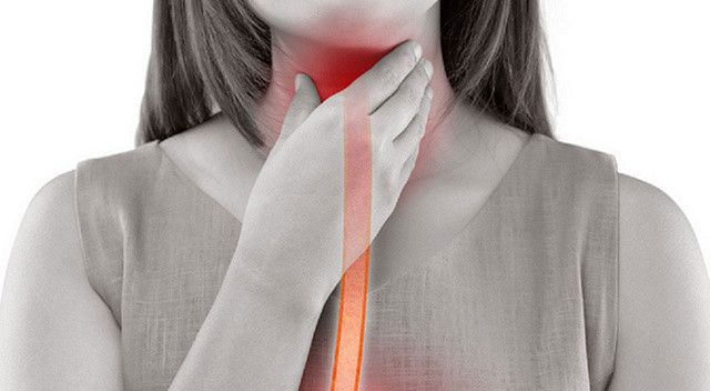 Ses kısıklığı, boğaz ve kulak ağrısı… Gırtlak kanserinde 3 erken sinyale dikkat!