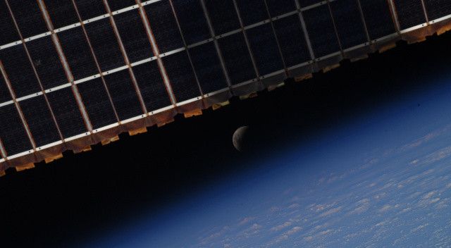 İtalyan astronot nefes kesen anları paylaştı: Ay tutulması uzaydan görüntülendi