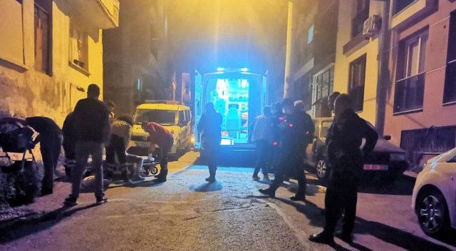 İzmir’de korkunç olay: Kanlar içinde kalan kadın kucağında bebeğiyle yardım istedi