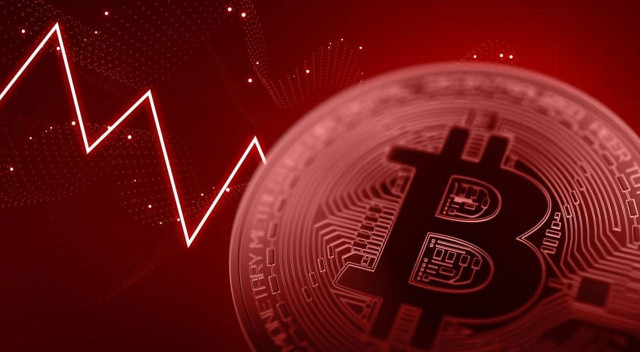 Kripto paralar çöktü! Bitcoin sert düşüşünü sürdürüyor: İşte düşteki 2 kritik etken
