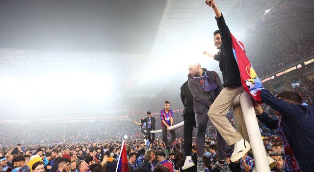 Trabzonspor nasıl şampiyon oldu? 38 yıldır beklenen sezonun öyküsü...