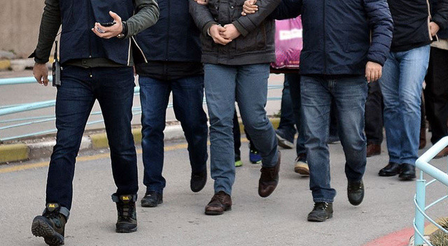 Ankara merkezli 5 ilde operasyon FETÖ ve DEAŞ bağlantılı 24 kişiye gözaltı