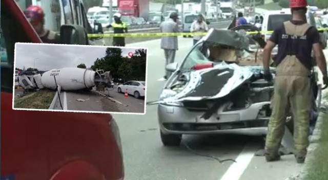Bursa&#039;da korkunç kaza! Otomobil hurdaya döndü: 3 ölü, 2 yaralı