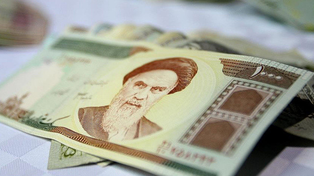 İran&#039;ın parası pul oldu! Dolar karşısında yüzde 190 değer kaybetti