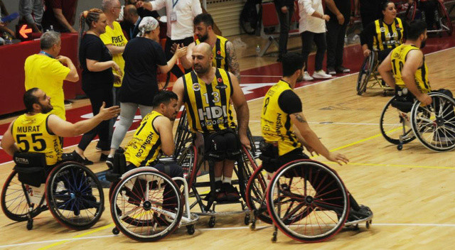 Tekerlekli Sandalye Basketbol Süper Ligi...  Fenerbahçe, Gazişehir Gaziantep final serisinde 1-0 öne geçti