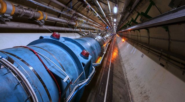Büyük Hadron Çarpıştırıcısı karanlık maddeyi ortaya çıkarmak için yeniden çalıştırılacak