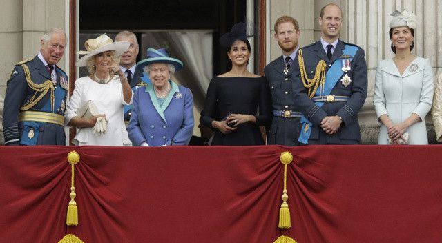 Buzlar eriyor: Kraliçe Elizabeth’ten Prens Harry ve Meghan Markle’a davet