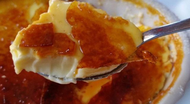 Creme Brulee (Krem Brüle) tarifi ve hazırlanışı: Pürüzsüz kıvamda ve damak çatlatacak lezzette krem brüle nasıl yapılır?