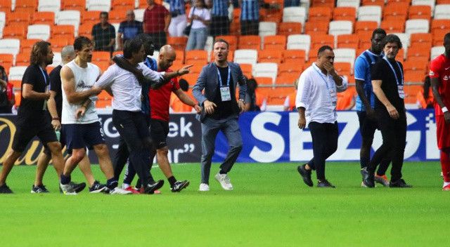 Balotelli - Montella kavgası! Adana Demirspor&#039;da maç bitti, iki İtalyan birbirine girdi