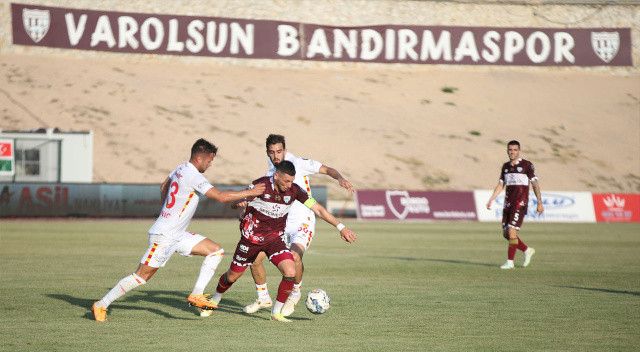 Bandırmaspor evinde Göztepe&#039;yi 2-1&#039;le geçerek sezonda 2 maçta 6 puanla başladı