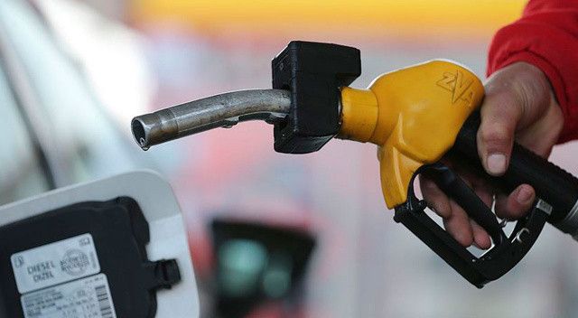 Brent petrolde ibre düşüşten yana: Motorin zammı ikinci kez iptal