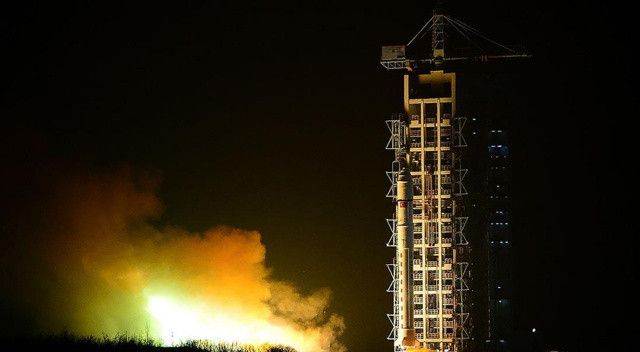 Çin uzay çalışmaları hız kazandı: 16 uydu daha fırlatıldı
