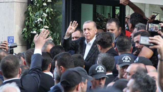 Erdoğan’a vatandaşlardan sevgi seli: İl başkanlığına akın ettiler