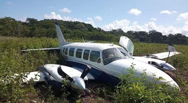 Kolombiya&#039;dan gelen narkotik uçakta 460,5 kilo kokain ele geçirildi