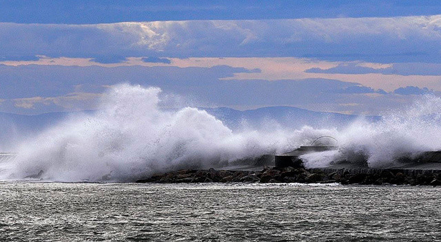 Meteoroloji Marmara Denizi için saat verdi: Kuvvetli geliyor
