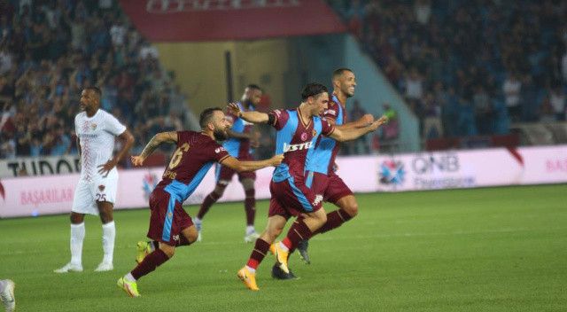 Trabzonspor - Hatayspor 1 - 0 Maç Sonucu (ÖZET) Son şampiyon Süper Lig&#039;e 2&#039;de 2&#039;yle başladı