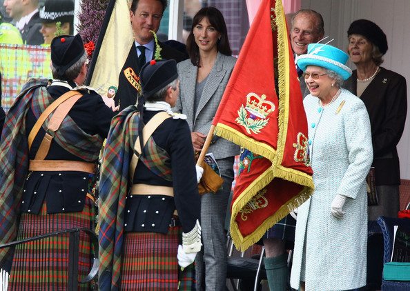 Arttırıyorum, Dolmabahçe Saltanat ailesine tahsis edilsin