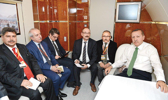 Başbakan Erdoğan: 'Paralel yapı'da çözülme başladı