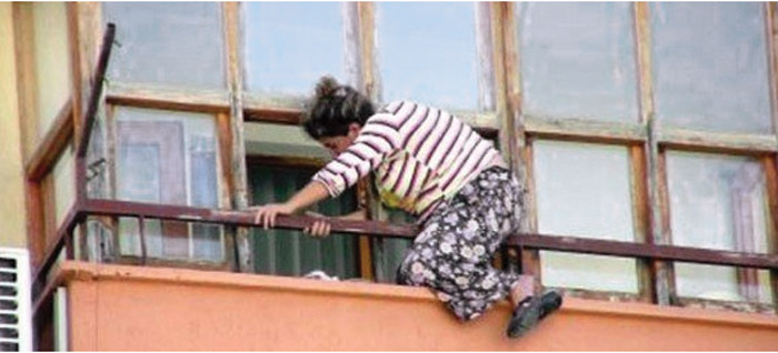 Ev işçilerinin sigortalılığını Avrupalı nasıl çözdü?