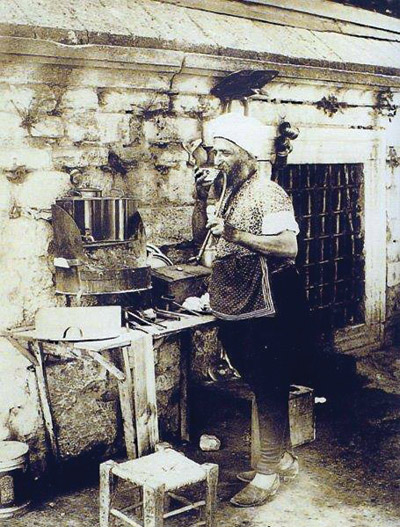 KAHVE YEMEN'DEN GELİR...