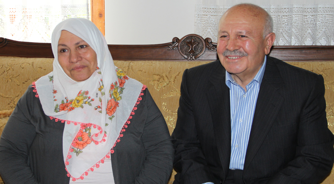 Serbest kalan pilotların baba evinde sevinç gözyaşları