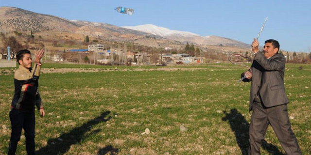 Sosyal medya bu adamı konuşuyor!