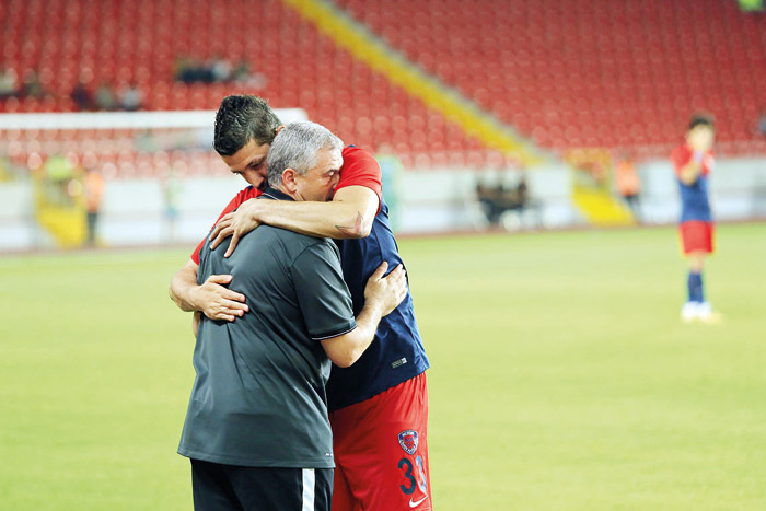 Rıza Çalımbay: Futbolcu olmasaydım doktor olurdum