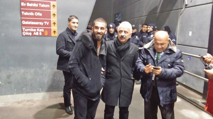 Aslan fırtına'yı dindirdi, Arena'da bir başka