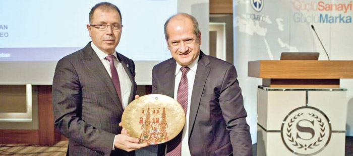 Otomotiv sektörü her  şeye rağmen yılı iyi kapatıyor