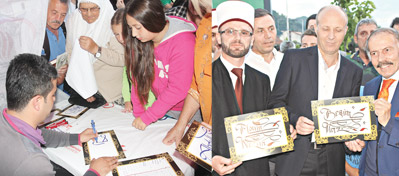 Söz uçar, yazı kalır