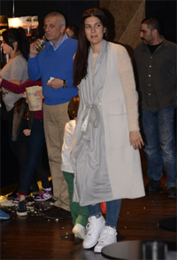 Bergüzar Korel'in şaşırtan kıyafeti!