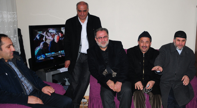 AK Parti Van başkan adayının evine bomba atıldı