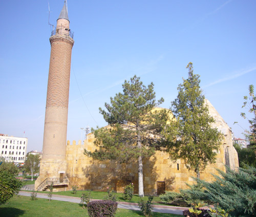 Ahilerle yeşeren şehir Kırşehir