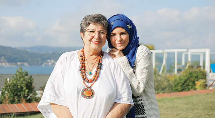 Ayşegül Dora: Kosigin''e borç verince Rusya''yı bedava gezdim