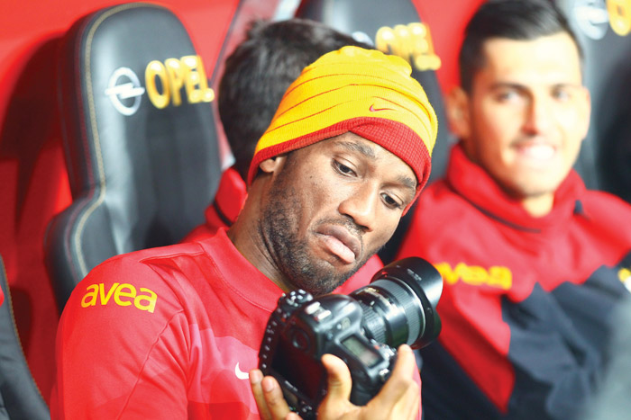Krizin lideri Drogba camiayı kızdırdı