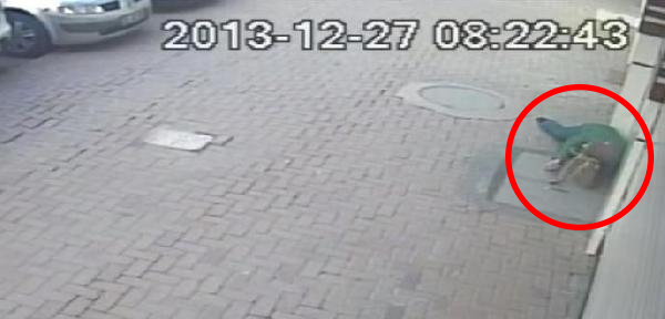 Sokak ortasında kadın cinayeti