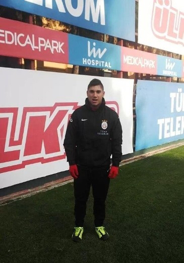 Galatasaray 'geleceğin Messi'sini Florya'ya getirdi