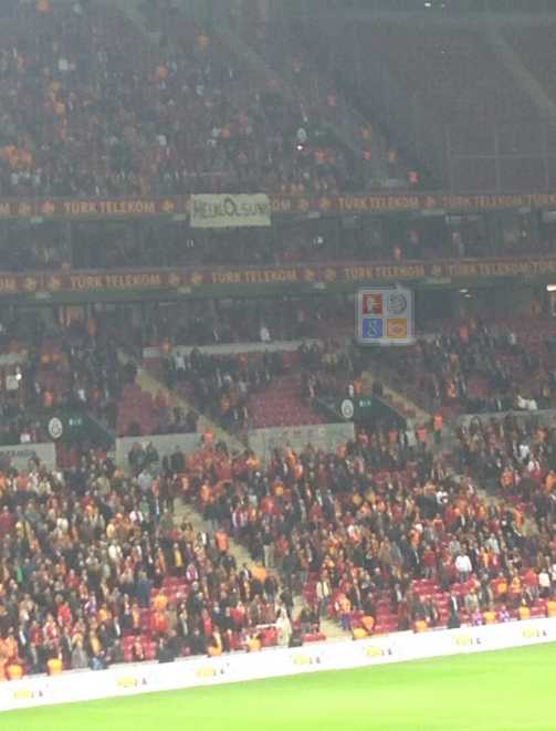 Fatih Terim helallik istedi, Galatasaray taraftarı cevap verdi