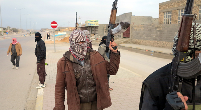 Irak, Felluce'nin yönetimini kaybetti