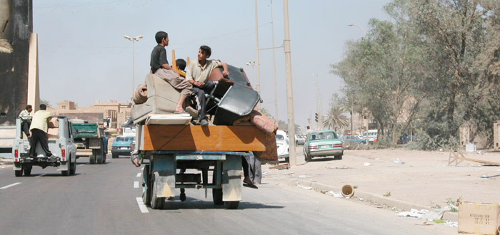 Huzura Irak kaldılar