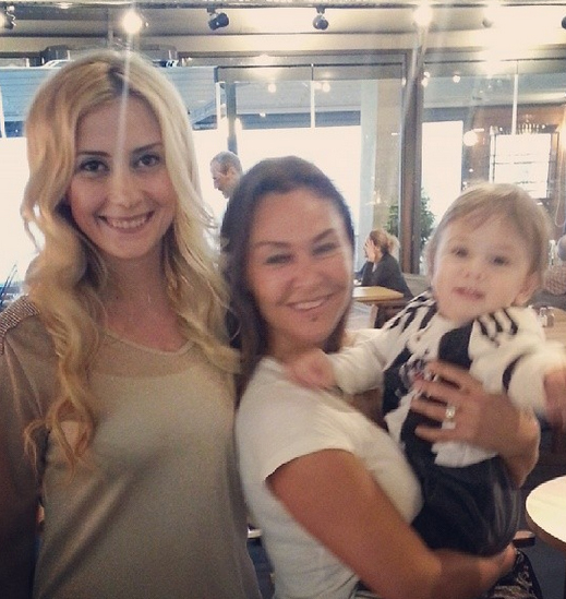 Hülya Avşar, Rüzgar'ı çok sevdi!