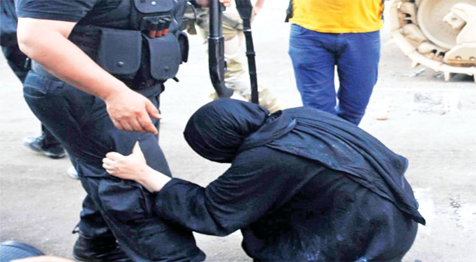 Protestolara darbecilerden tedbir, Mısır'da sokağa çıkma yasağı