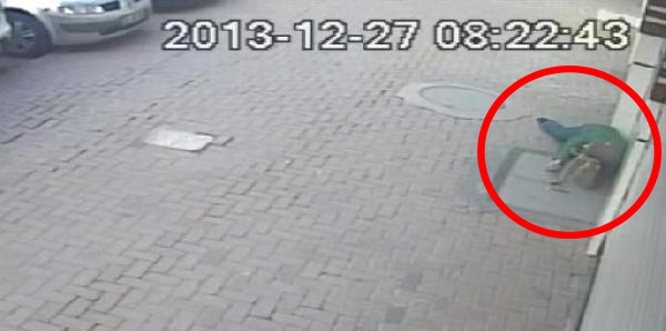 Sokak ortasında kadın cinayeti