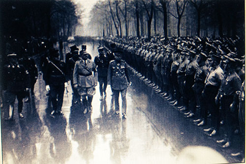 Karanlıkta parıldayan yıldız