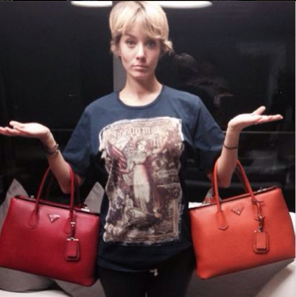 Bade İşçil Instagram'dan yardım istedi